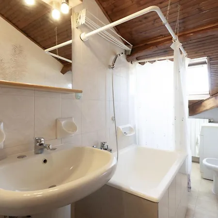 Apartment Mansarda Della Zia By Interhome *