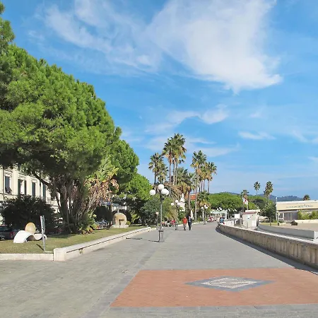 Appartamento Mansarda Della Zia By Interhome