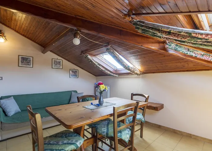 Apartment Mansarda Della Zia By Interhome